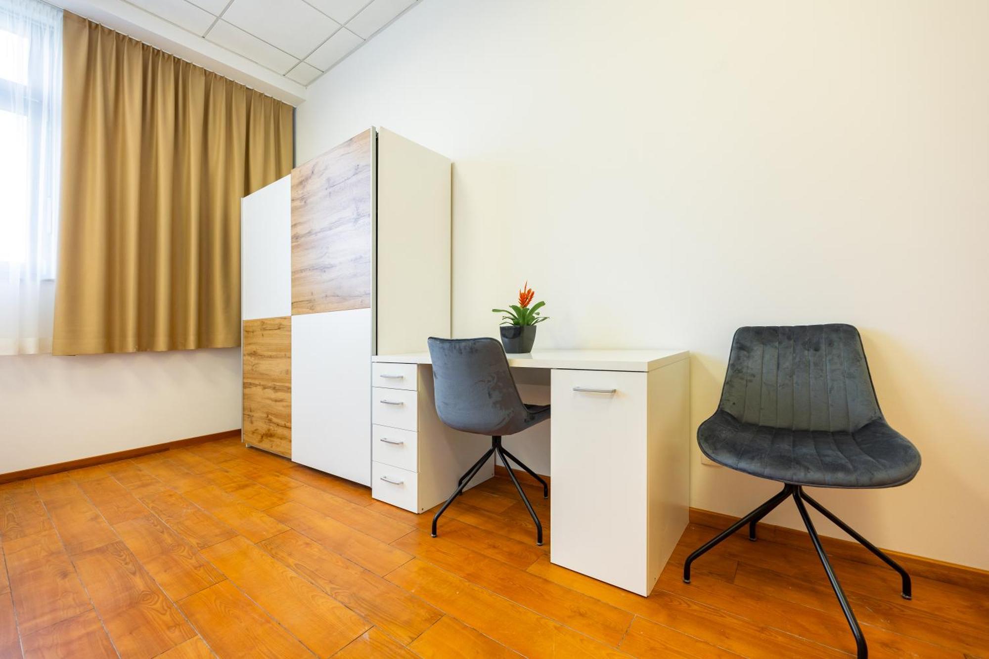Garni Hotel Azul Kranj Buitenkant foto